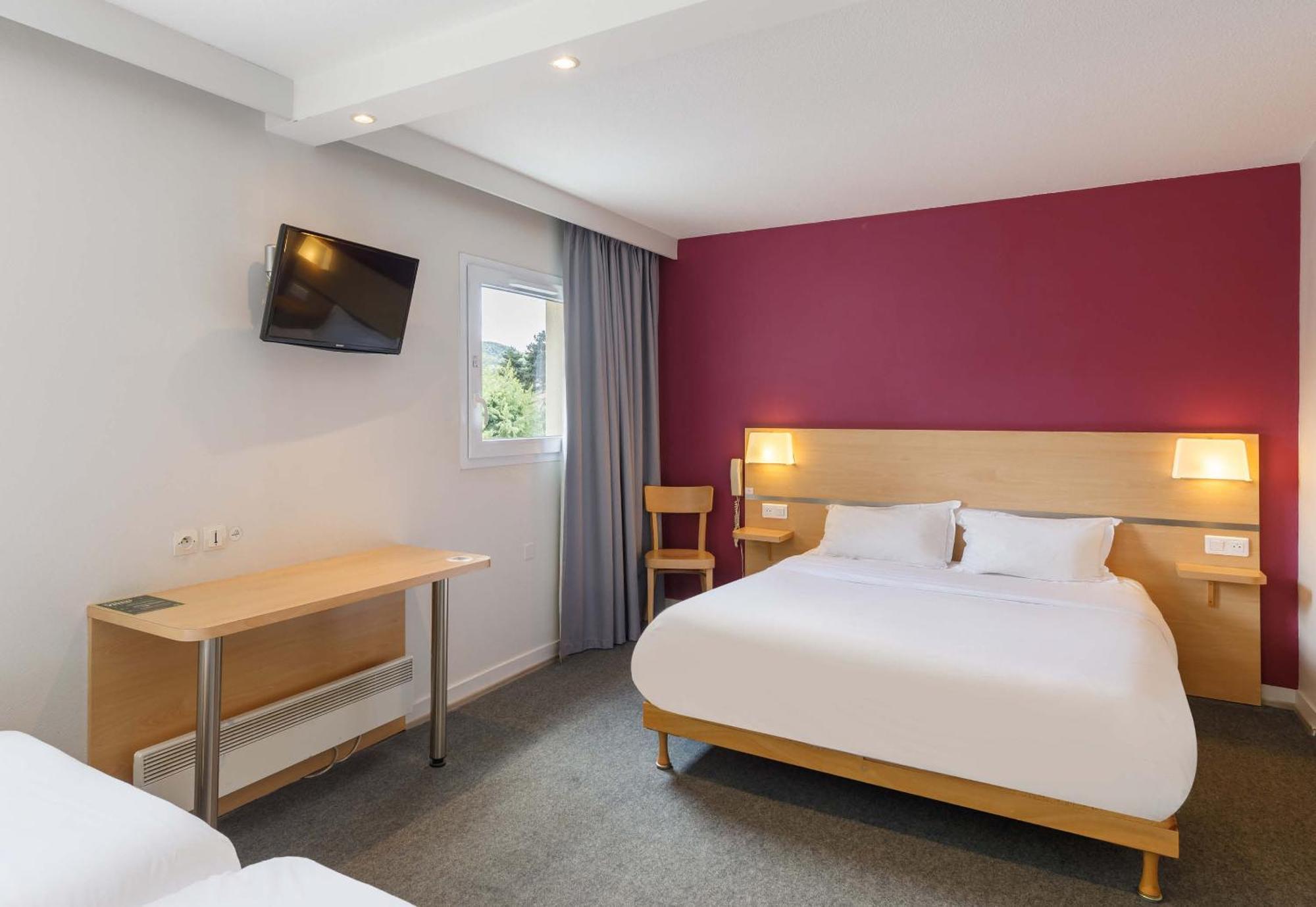 B&B Hôtel Le Puy-en-Velay Vals-pres-le-Puy Ngoại thất bức ảnh