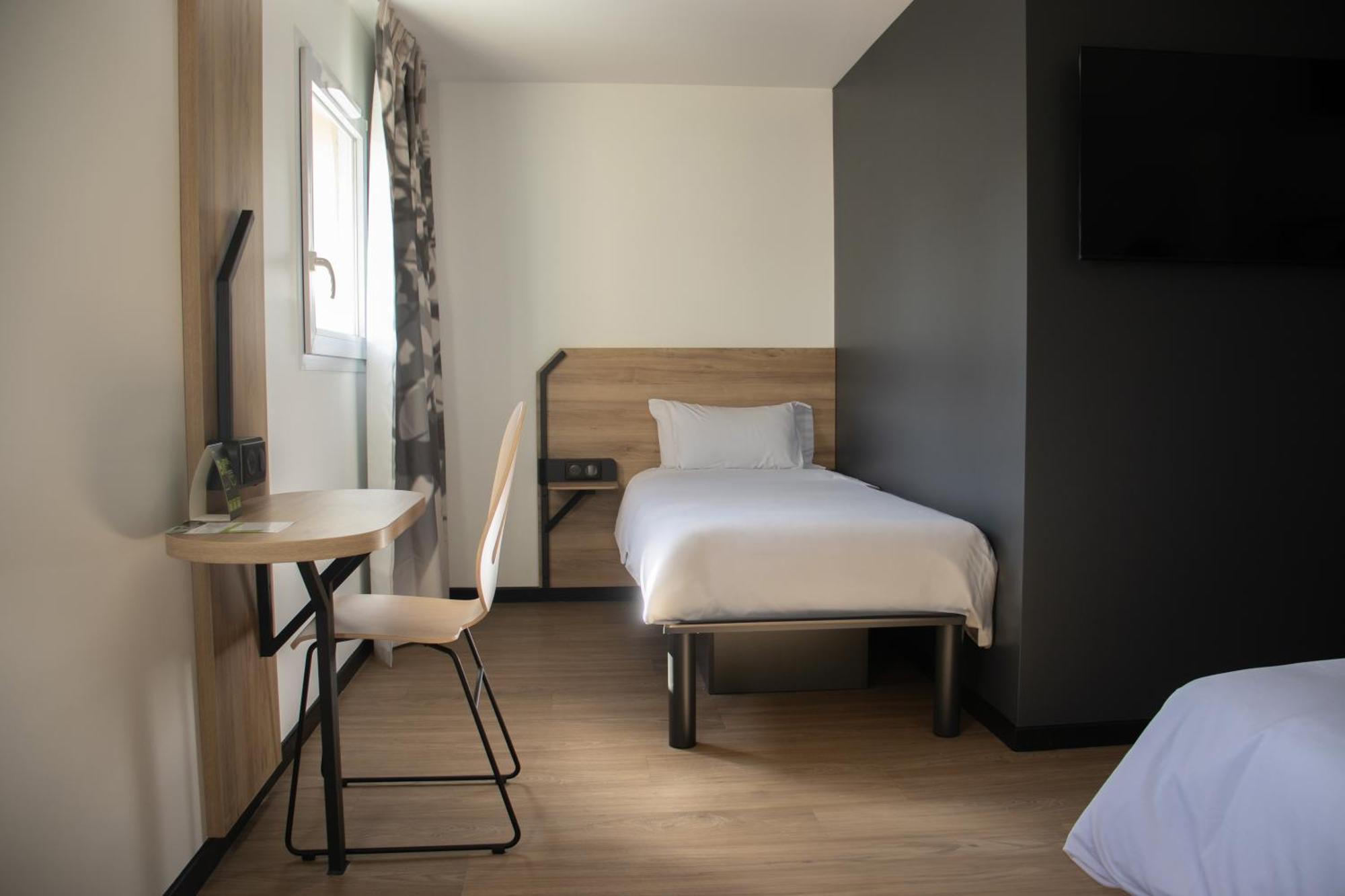 B&B Hôtel Le Puy-en-Velay Vals-pres-le-Puy Ngoại thất bức ảnh