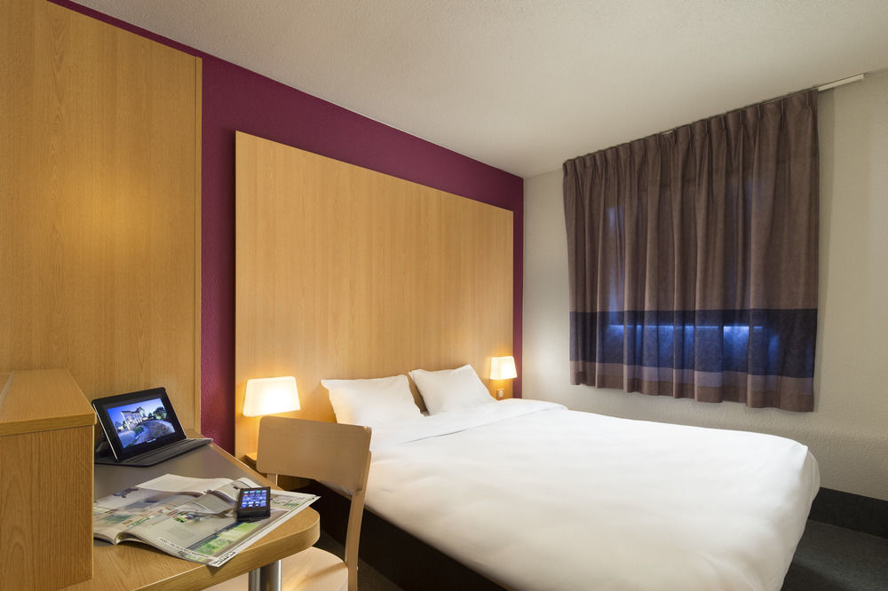 B&B Hôtel Le Puy-en-Velay Vals-pres-le-Puy Ngoại thất bức ảnh