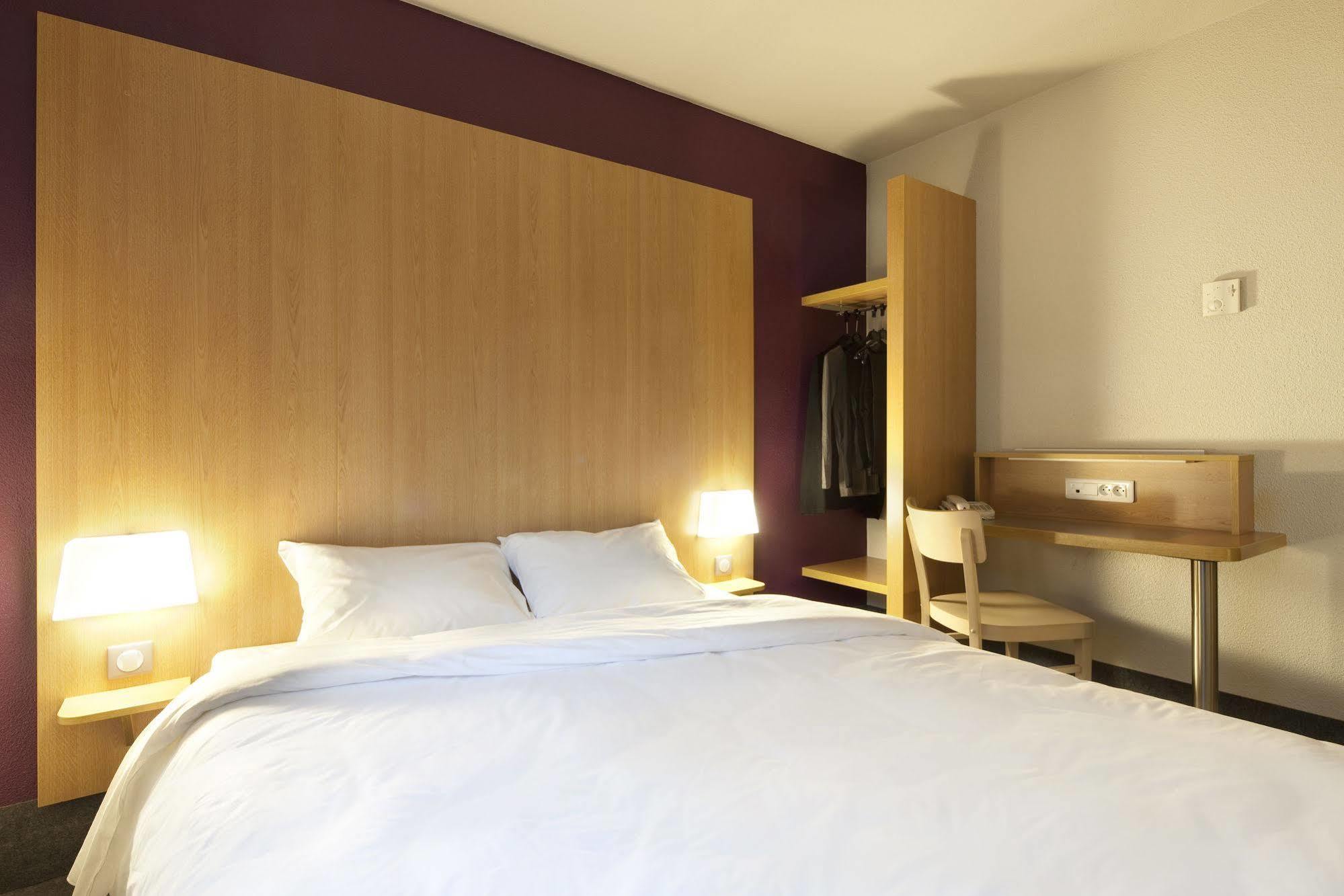 B&B Hôtel Le Puy-en-Velay Vals-pres-le-Puy Ngoại thất bức ảnh