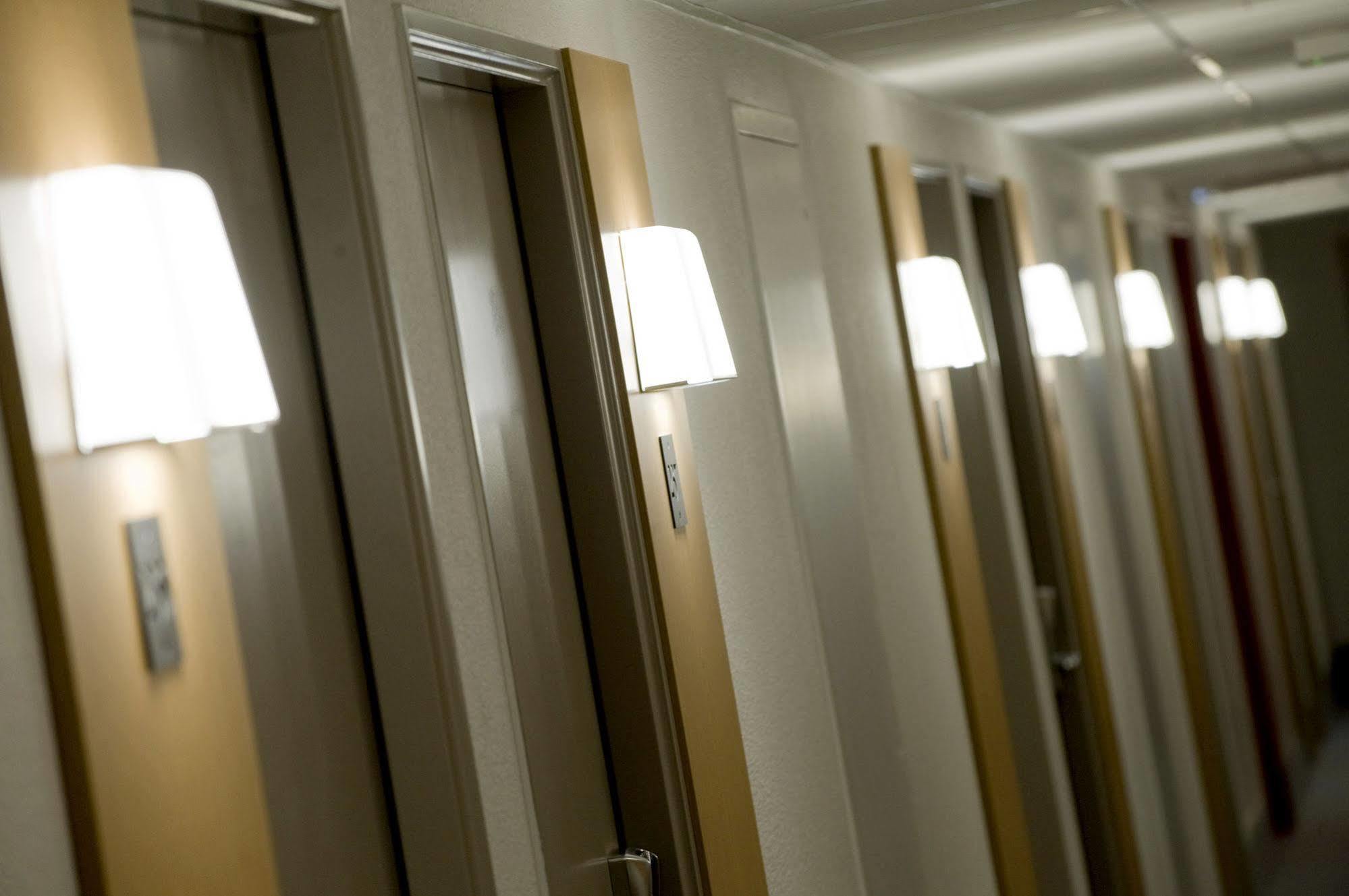 B&B Hôtel Le Puy-en-Velay Vals-pres-le-Puy Ngoại thất bức ảnh